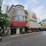 Bán tòa nhà 2 mặt tiền trần bình trọng, q5. dt: 4.5x24m. 1 trệt 3 lầu giá 32 tỷ. thuê 90 triệu