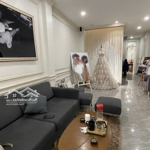 Vua mặt phố - bán nhà mặt phố hào nam giá 22 tỷ, 61.1m2 x 2 tầng, mt 10m