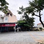 Cần bán 3 lô liền kề hoàng sa đối diện rs marriott và 2 bãi tắm non nước và tân trà