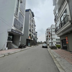 Bán nhà kiểu bt 100m2 khu phố lâm hạ, long biên. vị trí kinh doanh. lh 090 556 8666