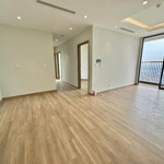 Bán nhanh căn hộ 3 phòng ngủ, 2wc landmark có khoáng nóng lên tận căn hộ giá 6,0xx tỷ