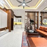 Bán nhà mới xây- đường lê trọng tấn - quận thanh xuân. giá 13.5 tỷ - phân lô 45m, tô đỗ cửa