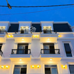 Shophouse mặt biển khánh hoà mới 4 tầng, sổ sẵn, view đẹp uy tín