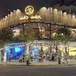 Lô Góc - Phạm Văn Đồng - Võ Nguyên Giáp - Đỉnh Nóc - Kịch Trần - Cờ Bay Phấp Phới - 650M2 - Đất