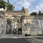 Bán biệt thự khu vip cách mạng tháng 8, p. 7, tân bình. dt: 11x33m, hầm 5 tầng giá bán 65 tỷ