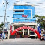 Siêu dòng tiền ! thu net 3.6 tỷ/năm. tòa nhà mặt tiền tô ngọc vân (13.9x38m) hầm 7 tầng. giá 70 tỷ