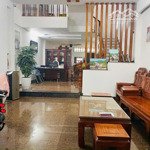 Nhà 3 tầng 2 mặt tiền trước sau hà tông quyền 137m2 ngang 10m đầy đủ nội thất, đường 10m5 rộng rãi