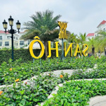B.á.n nhà mặt hướng ra biển - down town kề cạnh