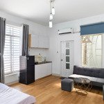 Cho Thuê Studio Nhiều Cửa Sổ Siêu Thoáng Ở Quận 3 Gần Chợ Bàn Cờ, Vòng Xoay Dân Chủ, Ngã 6 Cộng Hoà