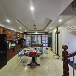 Bán Nhà Riêng 30 Tỷ, 100M2 Tại Phố Việt Hưng, Long Biên, Hà Nội