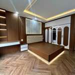 Nhà Phố Vũ Tông Phan 80M2, Thang Máy, Ô Tô Tránh, Kinh Doanh, Chỉ Hơn 8 Tỷ