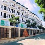 Nhà mặt phố kinh doanh buôn bán ngay trung tâm hành chính quận 12