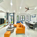 Biệt thự full nội thất novaworld phan thiết đường 16m giá: 5.8 tỷ bao thuế phí lh: 0966765282