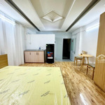 Căn hộ full nội thất cửa sổ trời phòng studio ngay cống lỡ, p15, tân bình. giá 3.6tr/tháng