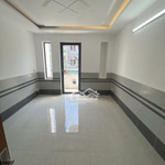 Bán nhà đ.số 3 - xe hơi vô nhà - dt 80m2 mt: 5m - dòng tiền 25tr/th - giá chỉ 7tỷ