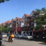 Bán nhà liền kể làng việt kiều châu âu,vỉa hè ô tô tránh dừng đỗ,dt 80m, 4 tầng, mặt tiền 4,5m-23.x