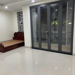 Cho thuê nhà 299 lê văn lương, quận 7 dt 6x30m trệt, 3 lầu