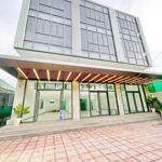 Cho Thuê Nhà Nguyễn Thị Thập 15X20M, Trệt 3 Lầu, Thang Máy, Phường Bình Thuận, Q7