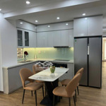 Chính chủ bán nhanh căn hộ chung cư tầng cao central field 219 trung kính, 2n2w đủ đồ