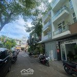 Nhà siêu đẹp - khu vipmặt tiềnđường hoa giấy, p7, pn. 4x12m. 4 tầng. dtsd: 184,9m2. giá chỉ 17 tỷ