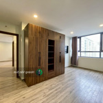 Bán căn 3pn2wc n03t3 n03t4 ngoại giao đoàn ban công đông view thoáng, sẵn sổ, xem nhà 24/7 miễn phí