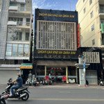 Bán nhà đại lộ hòa bình, ngay đầm sen (6,5x20m) 3 tầng thuê 80tr, bán 20 tỷ
