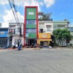 Nhà mặt tiền kinh doanh, đường rộng 16m thông