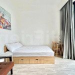 Căn hộ studio 35m2 ban công full nội thất tiện nghi đường khánh hội quận 4 ngay cầu ông lãnh