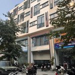 Tôi bán nhà 6 tầngdiện tích80m2 xmặt tiền5m tại kđt galaxy hà đông, kinh doanh văn phòng, có vỉa hè. giá: 25 tỷ
