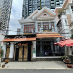 Bán Biệt Thự Đẹp 2 Mặt Tiền Võ Trường Toản, An Phú, Q.2 Ngay Vincom Dt: 10 X 15M Cn:150M²