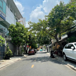 Bán đẹp nguyễn văn đậu bt, diện tích khủng 6x17m, 3 tầng st, 6pn 2 giếng trời giá 16 tỷ
