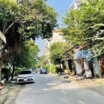 Bán lô đất đẹp nguyễn oanh p17. gò vấp. dt 4x22m. đường 12m. giá 7ti6 thương lượng. lh 0902 958586