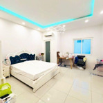 Xe Hơi Ngủ Nhà,Diện Tích83M, Ngang Nhà 4.5M, 4 Tầng Btct, Phạm Văn Đồng, Phường 13, Bình Thạnh