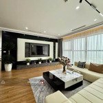 Chính chủ cần bán căn hộ cc iris garden, 3pn, 135m2, full đồ đẹp, tầng trung, hướng mát, view svđ