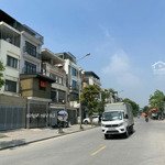 Bán cực gấp nhà đt văn phú 77m2x 4t, mặt tiền 4.5m, giá đầu tư, kinh doanh, ô tô,vỉa hè đá bóng,