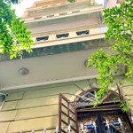 Bán Nhà Riêng- Hoàng Văn Thái- Phân Lô Ô Tô Tránh-Diện Tích70M2-Mặt Tiền6.4M- 18.7 Tỷ Thương Lượng.