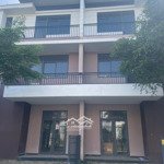 800 triệu nhận nhà sử dụng ngay cầu lớn hóc môn