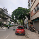 Mặt Phố Hoàng Cầu, Đống Đa 88M, 5 Tầng,Mặt Tiền7M, Giá Bán 41 Tỷ - Lô Góc, Thang Máy, Thông Sàn