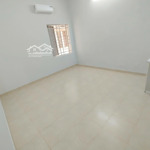 Phòng máy lạnh 25m2. đường tạ quang bửu. p4. q8