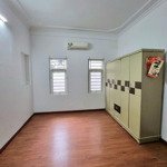 Cực hiếm! nhà phố kim mã thượng, liễu giai. 60m2*1, 5 tầng cả sân. đủ đồ cơ bản. giá: 6 triệu/tháng