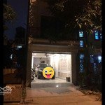 Bán nhà biệt thự 50m2, 14,9 tỷ, phường la khê, oto chạy vòng quanh kinh doanh tốt