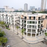 Bán căn shophouse góc rẻ nhất kđt the manor dt 120 m giá 45 tỷ. kd cực tốt. lh 0967583825