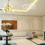 Bán căn hộ 85m2 tầng cao saigon royal, quận 4, giá bán 10 tỷ. liên hệ: 0911007091