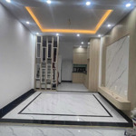 Nhà Làng Tó. Diện Tích: 35M 5 Tầng Xây Mới.cách 15M Ra Đường Ô Tô Tránh.giá: Nhỉnh 4 Tỷ