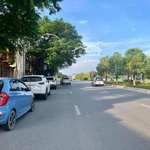 Bán lô mặt đường 353 dương kinh - hải phòng . diện tích: 100m2 ( 4.35m x 22.9m ) bên cạnh n