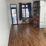 Chính chủ cần bán căn nhà 3 tầng kiên cố đường 7m5 hoàng dư khương, gần công viên thanh niên