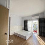 Cho thuê 2 phòng quận tân phú oriental plaza 685 âu cơ