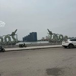 Mảnh Đất Mặt Phố Lạc Long Quân - 1 Mặt Phố, 1 Mặt Ngõ-Mặt Tiền6.1M-Diện Tích170M2- Vỉa Hè Đá Bóng - View Hồ
