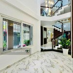Nhà Hẻm Xe Hơi Giáp Bạch Đằng - Căn Góc Thoáng - Nhà Full Nội Thất Vào Ở Liền