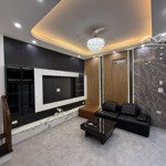 Hàng Cực Hiếm - Chỉ Hơn 8 Tỷ - Siêu Phẩm Gia Thuỵ - 6 Tầng Thang Máy - Sáng Rực Rỡ.